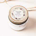 Kupfer-Burgund-Wildblume | Beige Vielen Dank Runder Aufkleber<br><div class="desc">Diese Kupferburgund-Wildblume | Beige danke Ihnen für den klassischen Rundaufkleber ist perfekt für Ihre klassische rustikale boho Rost, weiß, Marsala Hochzeit. Das Design besticht durch einen böhmischen Kranz oder ein Bouquet moderner Aquarellfarben mit lila, roten, grauen und rot-rosa Wildblumen sowie verbrannten Orange- und Goldgrün. Im Design vorgestellt sind Mohn und...</div>