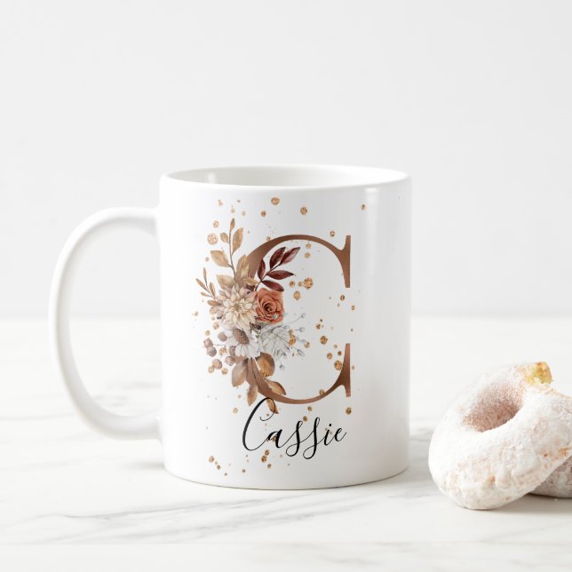 Kupferfloral Letter C Monogram Tasse (Mit Donut)