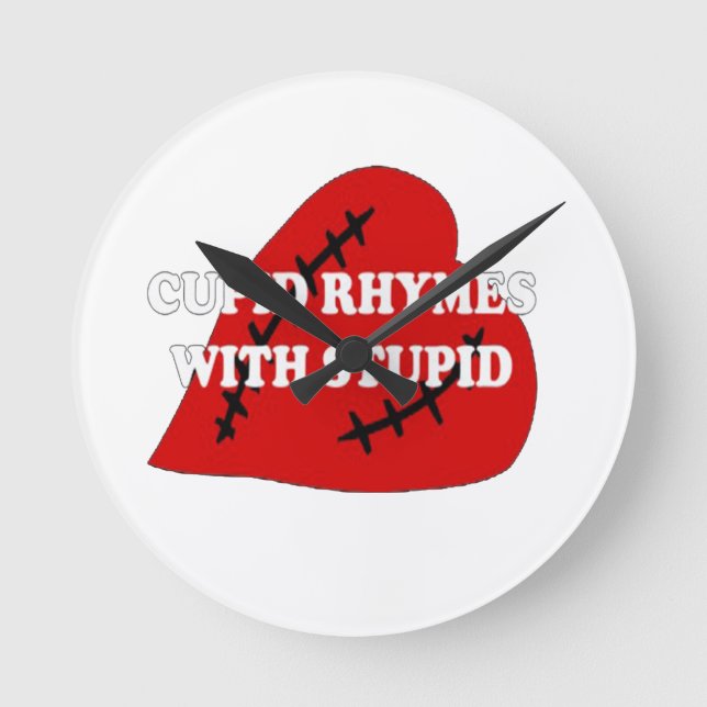 Kupiden Rymnen mit Dummkopf Runde Wanduhr (Vorderseite)