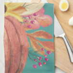 Kürbis aquamarin geschirrtuch<br><div class="desc">Ein aquamariner, duskiger Hintergrund mit einem Kürbis aus Terrakotta und Blume in Gelb, Rosa und lila Untergrund.</div>