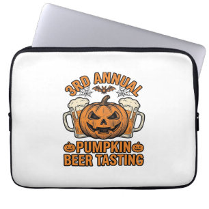 Kürbisbier-Verkostung Vintage-Halloween-Shirt-Desi Laptopschutzhülle