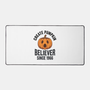 Kürbisgläubiger seit 1966 Vintage-Halloween-Design Schreibtischunterlage