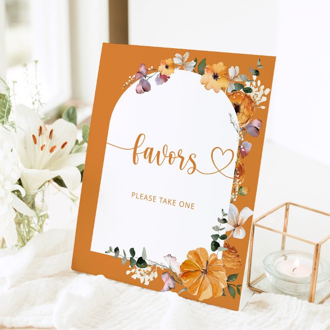 Kürbiskürbis mit Blumenkohl; bitte ein Exemplar mi Sockelschild (Von Creator hochgeladen)