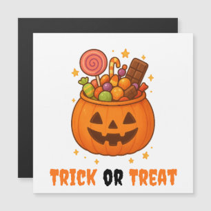 Kürbiskürbis voll mit Süßigkeiten - Halloween  Magnetkarte