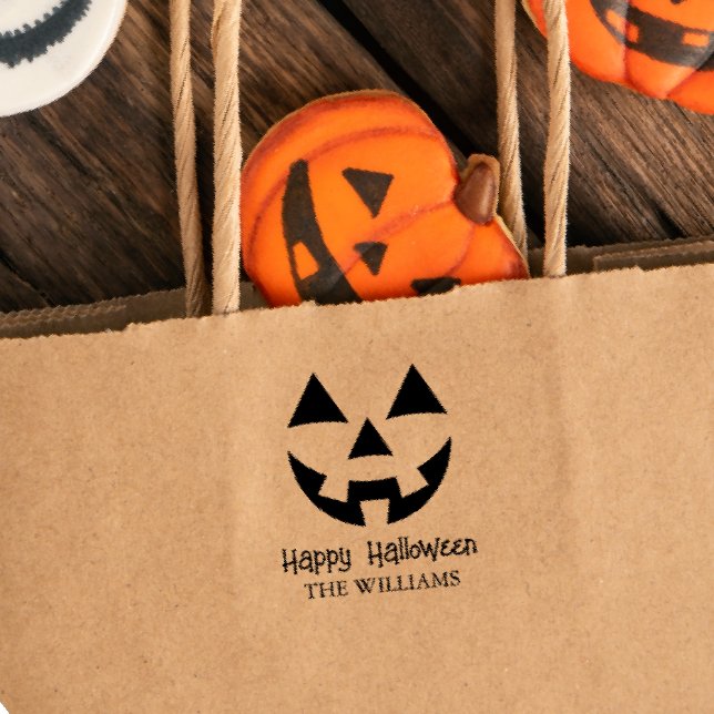 KÜRBISLATERNE HAPPY HALLOWEEN FAMILIENNAME PERMASTEMPEL (Von Creator hochgeladen)