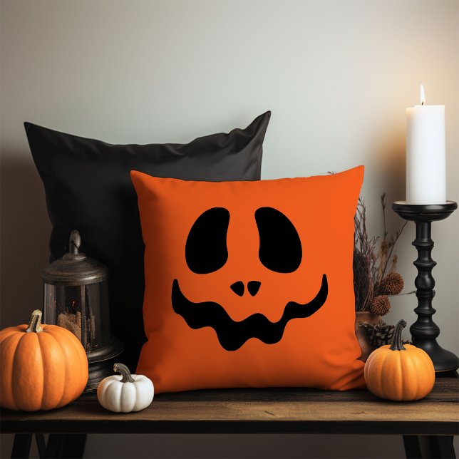 Kürbislaterne Pumpkin Face Throw Kissen (Von Creator hochgeladen)