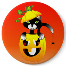 Kürbislaterne und Schwarzkatze