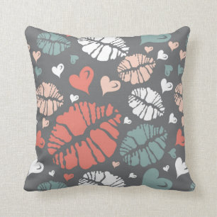 Kuss-Druck und Herz-Muster Kissen