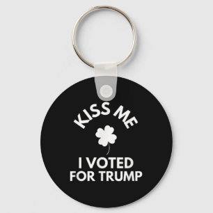 Küss me ich für Trump Funny gestimmt Schlüsselanhänger