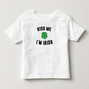 Küss mir, dass ich irisch bin kleinkind t-shirt