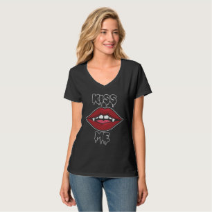 Kuss mir Dracula Weibliche Mund für Horror Nacht T-Shirt