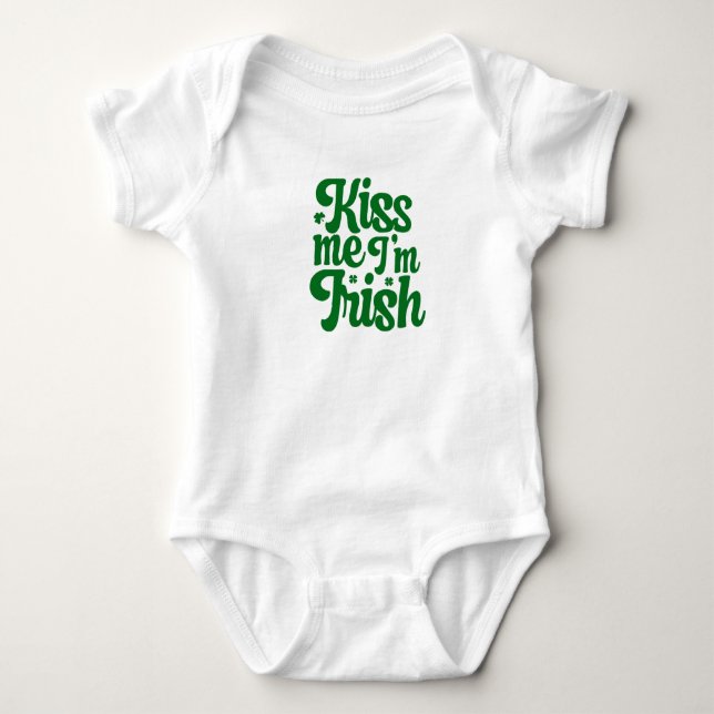Kuss mir, ich bin irischer St. Patrick's Day Baby Strampler (Vorderseite)