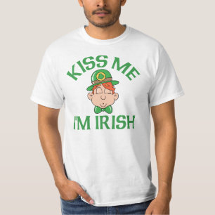 Küssen Sie mich, den ich irischer Smooching Mann T-Shirt