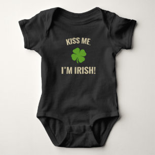 Küssen Sie mich, ich sind irisches Baby-Shirt Baby Strampler