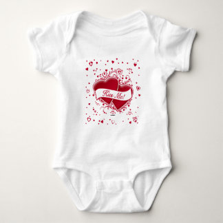 Küssen Sie mich! Rote Herzen Baby Strampler
