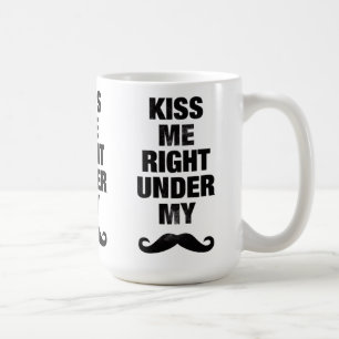 Küssen Sie mich unter meinen Schnurrbart-Tassen Kaffeetasse