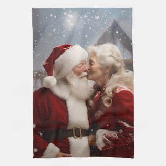 Küssen von Herrn und Frau Santa Claus Geschirrtuch
