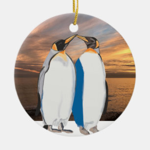 Küssen von König Pinguin Pair in der Artik Keramik Ornament
