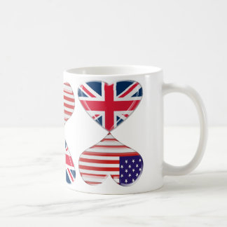 Küssen von USA und von BRITISCHER Tasse