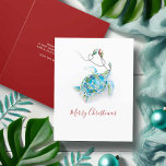 Küste Wasserfarben Meer Schildkröten Strand Weihna Feiertagskarte<br><div class="desc">Diese minimale Urlaubskarte zum Thema Meeresfrüchte zeichnet sich durch eine Nachbildung meiner originalen handbemalten Aquarellschildkröte aus, mit Weihnachtsbeleuchtung in tropischen Farben auf einem knusprigen weißen Hintergrund. Die Worte Frohe Weihnachten sind Set in einer modernen Schriftzeichen-Typografie. Das Innere ist mit einer massiven Beerenfarbe und einem individuellen Gruß in Weiß versehen. Personalisieren...</div>