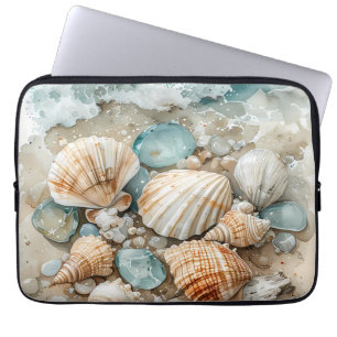 Küstenaquarell mit Treibholzszene Laptopschutzhülle