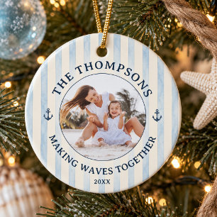 Küstenchic, der Wellen schlägt Familienstrandfoto Keramik Ornament