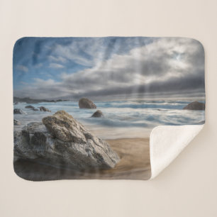 Küstenlinie Stormy Big Sur, Kalifornien Sherpadecke