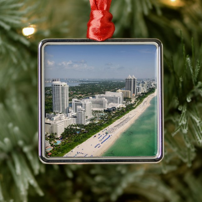 Küstenlinie | Urban Beach, Miami, Florida Ornament Aus Metall (Baum)