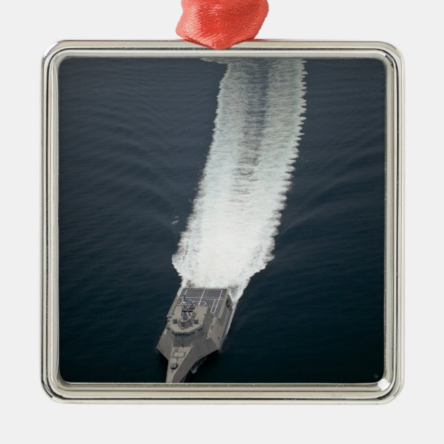 Küstenschiff Unabhängigkeit 2 Ornament Aus Metall (Vorne)