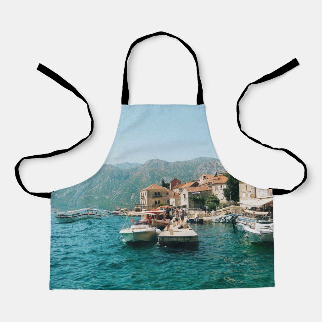 Küstenstadt Perast, Montenegro Schürze (Vorderseite)