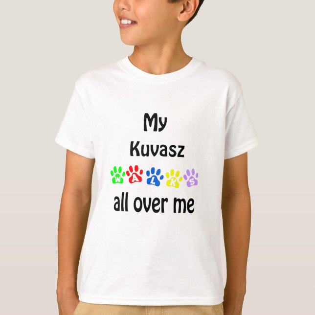 Kuvasz Walks Design T-Shirt (Vorderseite)