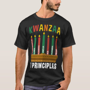 Kwanzaa 7 Grundsätze Candles Kinara Pan Afrikaner T-Shirt