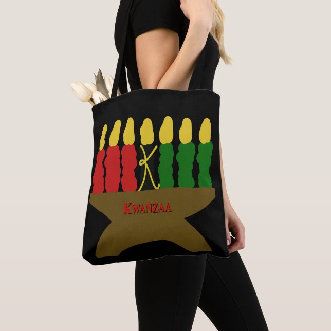 Kwanzaa Art mit rotem Text (Von Nahem)