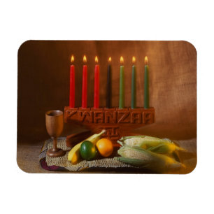 Kwanzaa-Kerzen und Lebensmittel Magnet