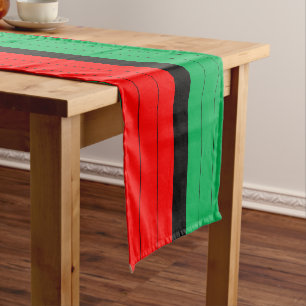 Kwanzaa Red Black Green Kinara Striptes Muster Kurzer Tischläufer