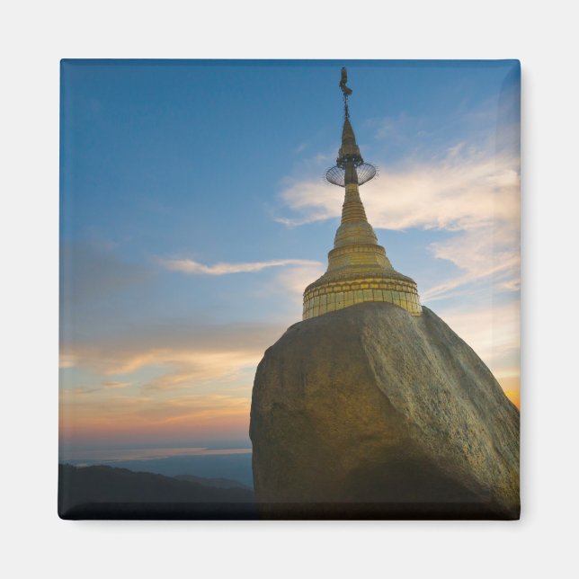 Kyaiktiyo Pagoda bei Sonnenuntergang Magnet (Vorne)