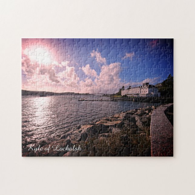 Kyle of Lochalsh in Schottland mit Blick auf Skye Puzzle (Horizontal)