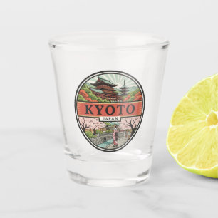 Kyoto Japan Reise Yasaka-Schrein Schnapsglas