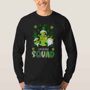 L&D Nurse Squad Pflege St Patrick Day Gnomes Iris T-Shirt