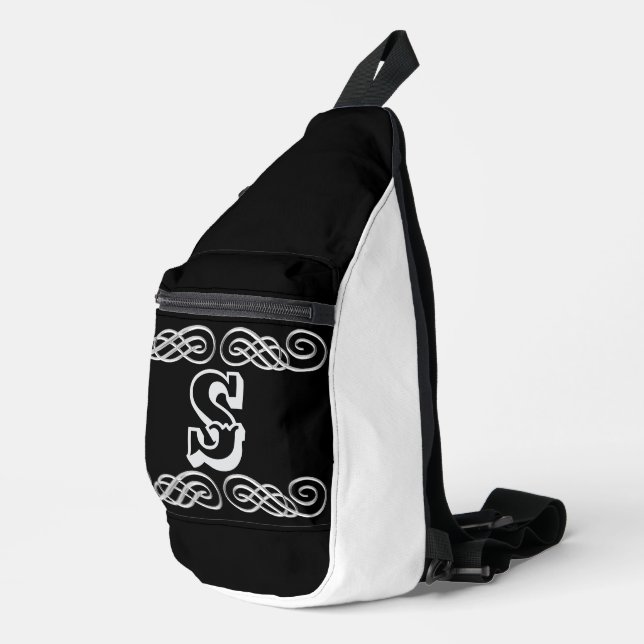 l.INITIAL..S Crossbody Bag (Rechte Ecke)