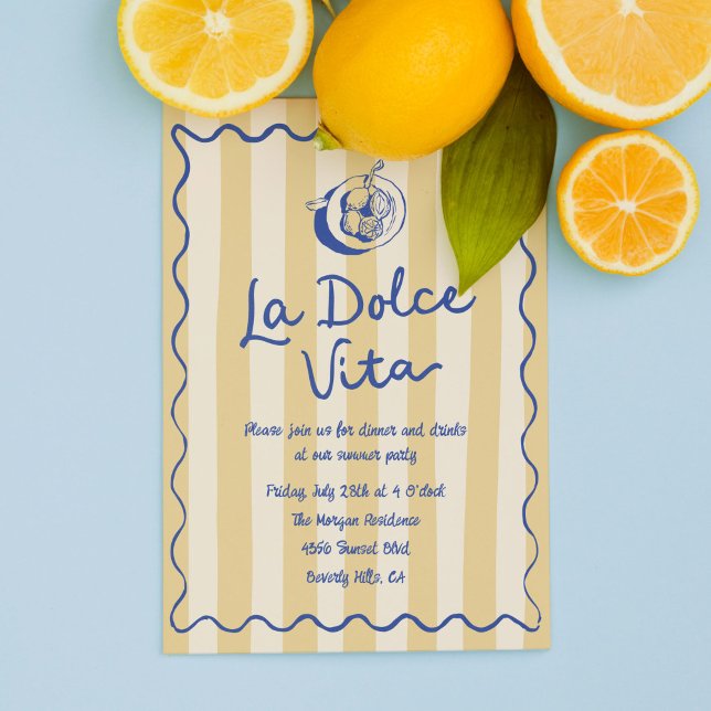 La Dolce Vita Lemons Italienisches Sommer-Party Einladung (La Dolce Vita party invitation template with yellow stripes and hand drawn doodles)