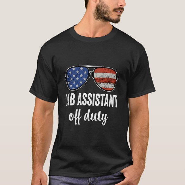 Lab Assistant Off Duty American Flag Sunglasses T-Shirt (Vorderseite)