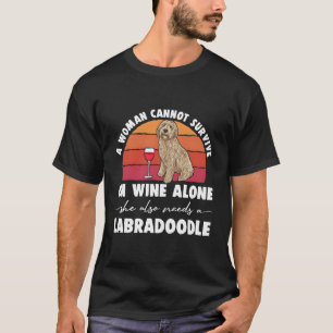 Labradoodle Dog Lover Wein Labradoodle Mama T-Shirt
