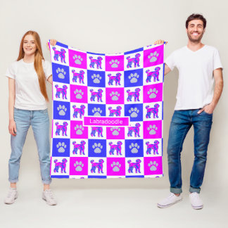 Labradoodle Silhouette Hund & Paw Hot Pink und Blu Fleecedecke