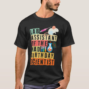 Labrador Assistentin des Mad Birthday Scientist T-Shirt