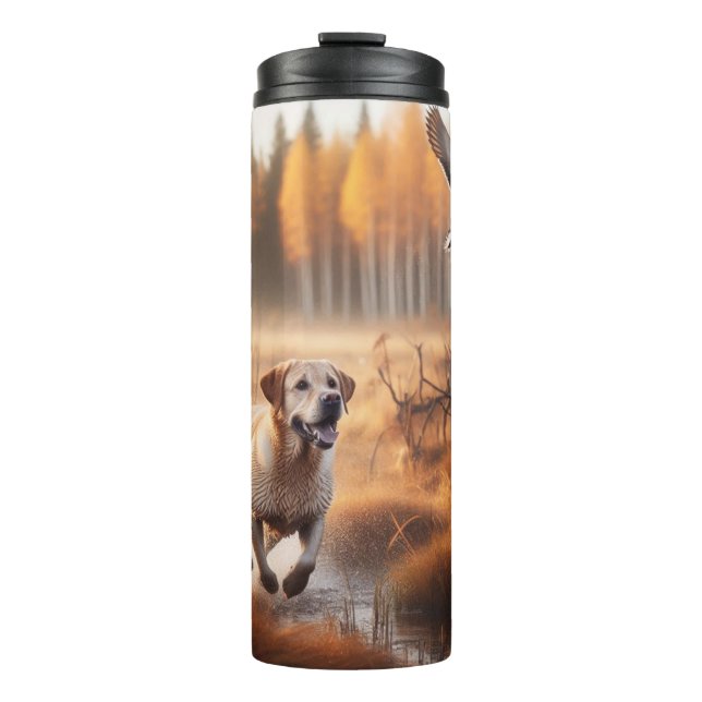 Labrador/Hund im Herbst Entenjagd Thermosbecher (Vorderseite)