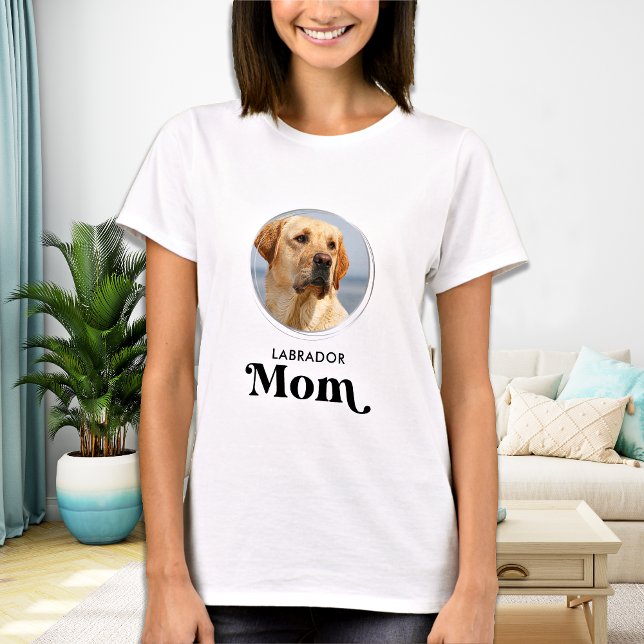 Labrador MAMA Personalisiert Niedlicher Welpe Hund T-Shirt (Von Creator hochgeladen)