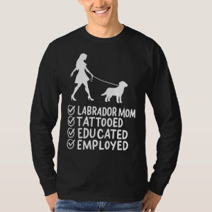 Labrador-Mama Tätowierter erziehter Hund T-Shirt