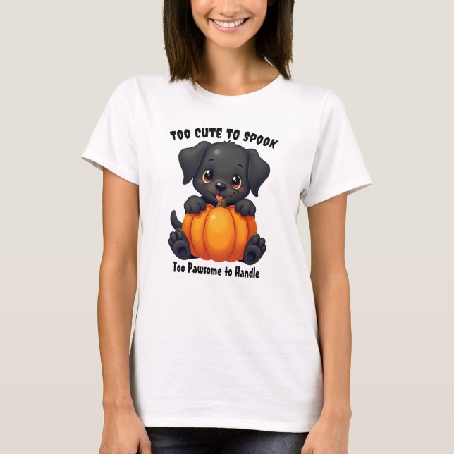Labrador mit einem Pumpkin, Halloween T-Shirt (Vorderseite)