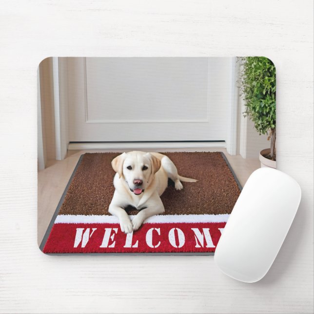Labrador Retriever auf Welcome Mat Mousepad (Mit Mouse)
